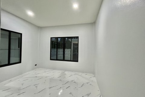 House in Kathu, Thailand 2 bedrooms № 155035 - photo 11