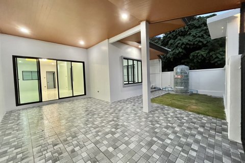 House in Kathu, Thailand 2 bedrooms № 155035 - photo 3