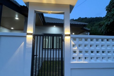 House in Kathu, Thailand 2 bedrooms № 155035 - photo 12