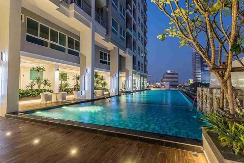 Condo in Thonburi, Bangkok, Thailand, 2 bedrooms № 183412 - photo 2