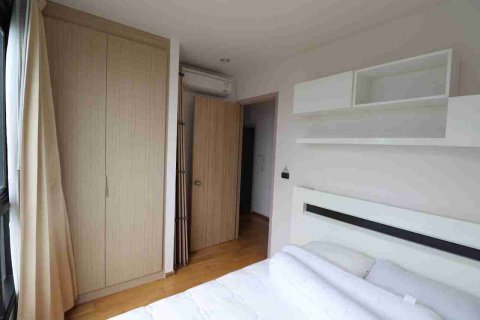 Condo in Thonburi, Bangkok, Thailand, 2 bedrooms № 183413 - photo 7