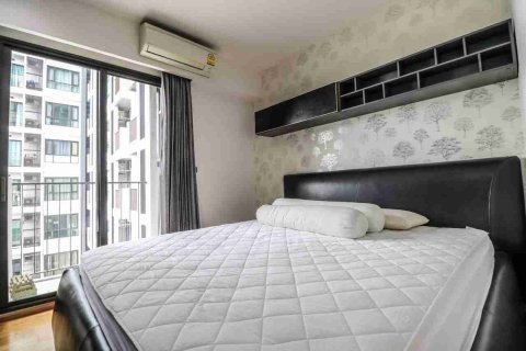Condo in Thonburi, Bangkok, Thailand, 2 bedrooms № 183413 - photo 4