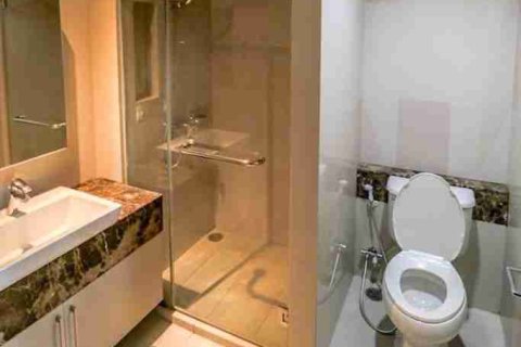 Condo in Thonburi, Bangkok, Thailand, 2 bedrooms № 183413 - photo 5