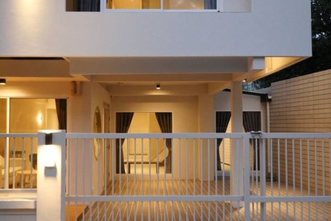 Таунхаус в Ваттхане, Бангкок, Таиланд с 3 спальнями  № 153468 - фото 24