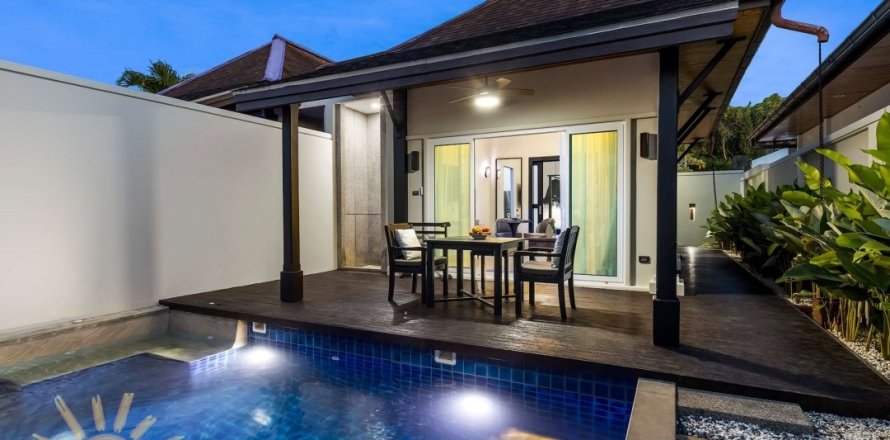 Villa in Bang Tao, Thailand 1 bedroom № 179505