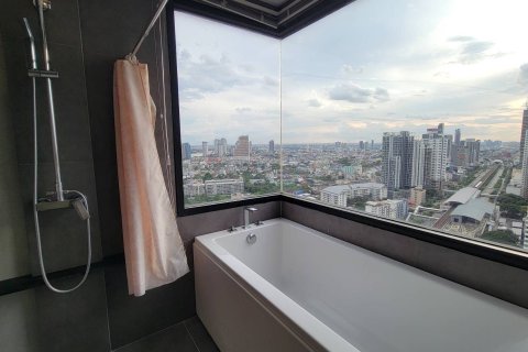 Condo à Khlong San, Bangkok, Thaïlande, 2 chambres № 154738 - photo 5