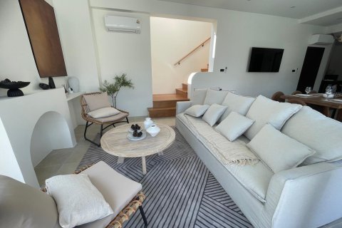 Вилла в Хуа Хине, Таиланд с 4 спальнями  № 169829 - фото 3