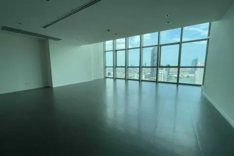 Дуплекс в Кхлонг Сане, Бангкок, Таиланд с 5 спальнями  № 141209 - фото 2