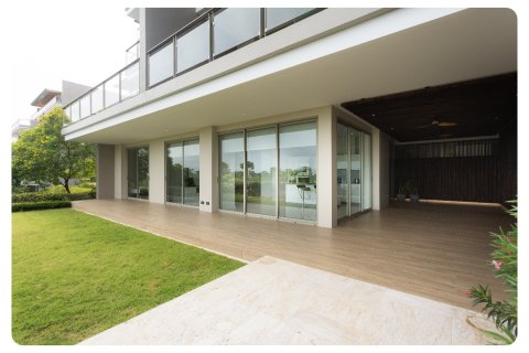 Condo in Pattaya, Thailand, 2 bedrooms № 165097 - photo 11