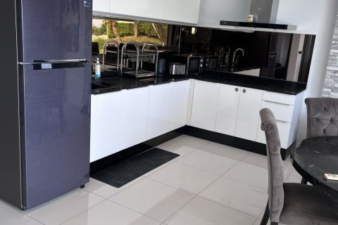 Appartement à Phuket, Thaïlande 2 chambres № 162994 - photo 7