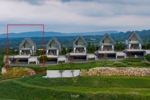 Villa in Pak Chong, Thailand 3 bedrooms № 162989