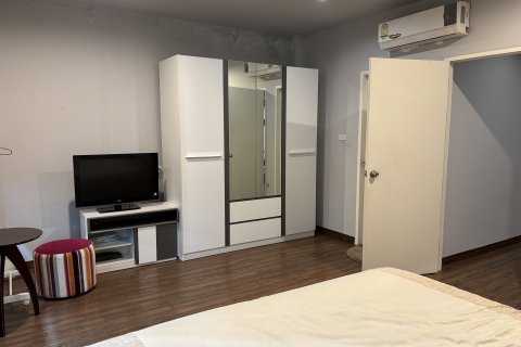 Таунхаус в Буенг Куме, Бангкок, Таиланд с 4 спальнями  № 162993 - фото 17