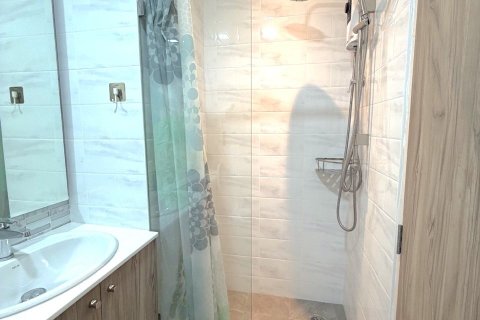 Студия в кондо в Лат Пхрау, Бангкок, Таиланд № 162990 - фото 11