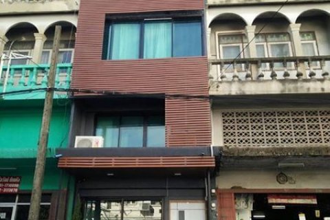 Шопхаус в Пхракханонге, Бангкок, Таиланд  № 140072 - фото 2