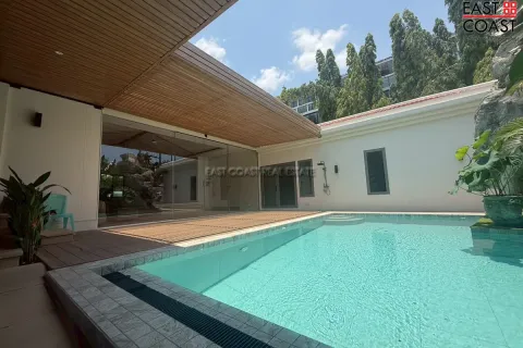 Casa de 5 dormitorios en Jomtien Beach, Pattaya, Tailandia № 212570 - foto 19