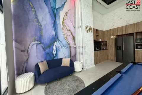 Casa de 4 dormitorios en Jomtien Beach, Pattaya, Tailandia № 212571 - foto 5