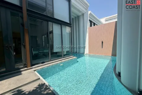 Casa de 4 dormitorios en Jomtien Beach, Pattaya, Tailandia № 212571 - foto 17