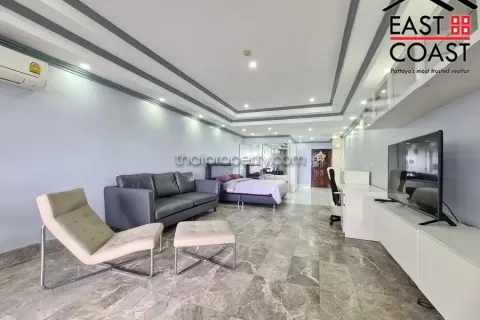 Estudio en el condominio en Jomtien Beach, Pattaya, Tailandia № 212573 - foto 9