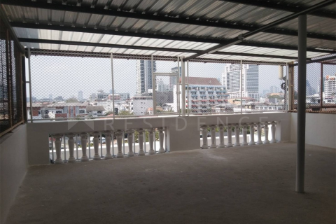Shophouse in Bangkok, Thailand 32 sq.m. № 190474 - photo 10