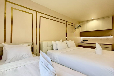 Townhouse in Bangkok, Thailand 4 bedrooms № 190472 - photo 14