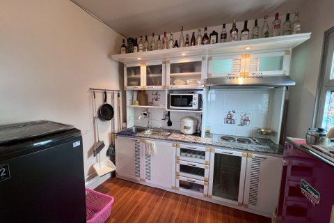 Condo in Pak Kret, Thailand, 2 bedrooms  № 147846 - photo 15