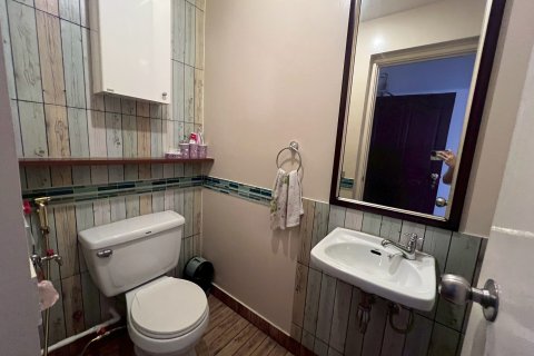 Condo in Pak Kret, Thailand, 2 bedrooms  № 147846 - photo 17