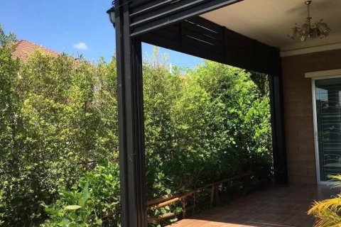 House in San Kamphaeng, Thailand 4 bedrooms № 147840 - photo 4