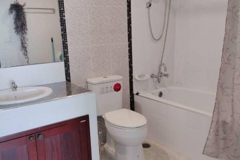 Condo in Pattaya, Thailand, 2 bedrooms  № 147841 - photo 9