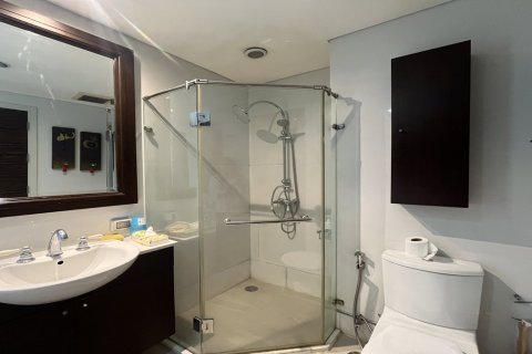 Condo à Khlong San, Bangkok, Thaïlande, 3 chambres № 201185 - photo 17