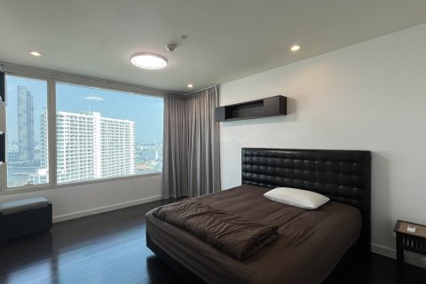 Condo à Khlong San, Bangkok, Thaïlande, 3 chambres № 201185 - photo 15