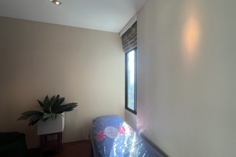 Condo à Sathon, Bangkok, Thaïlande, 1 chambre  № 201184 - photo 10