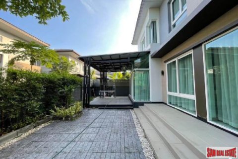 บ้านในบางนา, กรุงเทพฯ, ประเทศไทย 4 ห้องนอน № 203171 - รูปถ่าย 3