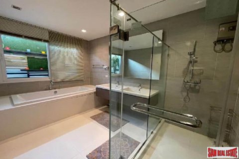 บ้านในบางนา, กรุงเทพฯ, ประเทศไทย 4 ห้องนอน № 203171 - รูปถ่าย 4