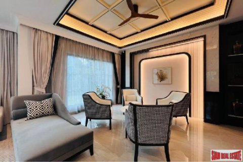 House in Lat Krabang, Bangkok, Thailand 4 bedrooms № 203172 - photo 5