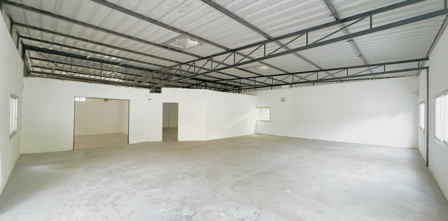 Склад в Бангкоке, Таиланд  № 147239