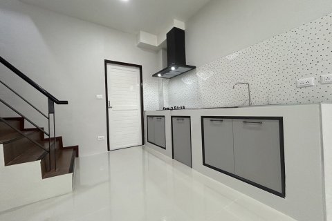 Таунхаус в Пхукете, Таиланд с 2 спальнями  № 147242 - фото 11