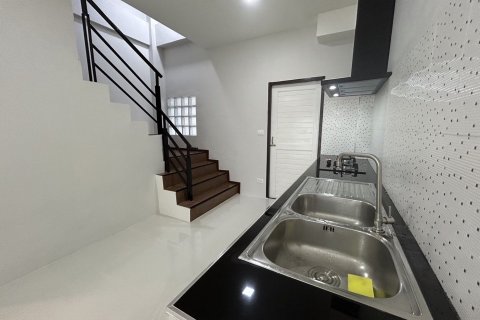 Таунхаус в Пхукете, Таиланд с 2 спальнями  № 147242 - фото 12