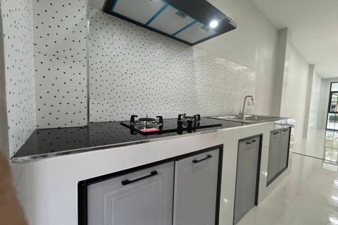 Таунхаус в Пхукете, Таиланд с 2 спальнями  № 147242 - фото 8