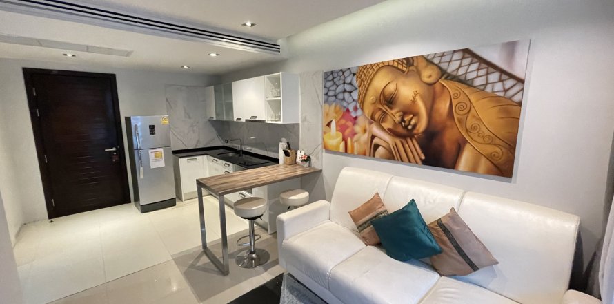 Studio in the Condo in Kathu, Thailand  № 147237