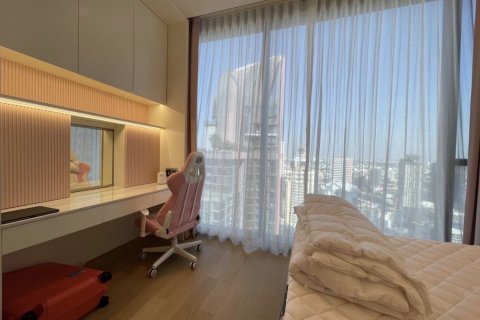 Penthouse in Watthana, Bangkok, Thailand 3 bedrooms № 147240 - photo 13