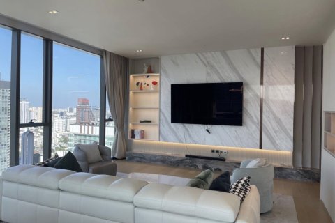 Penthouse in Watthana, Bangkok, Thailand 3 bedrooms № 147240 - photo 25