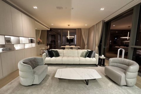 Penthouse in Watthana, Bangkok, Thailand 3 bedrooms № 147240 - photo 22