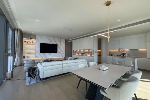 Penthouse in Watthana, Bangkok, Thailand 3 bedrooms № 147240 - photo 2