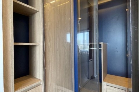 Studio dans le Condo à Watthana, Bangkok, Thaïlande  № 138323 - photo 3