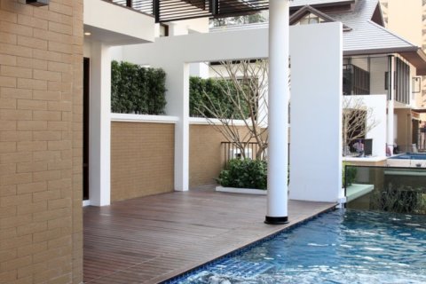 House in Bangkok, Thailand 5 bedrooms № 181129 - photo 17