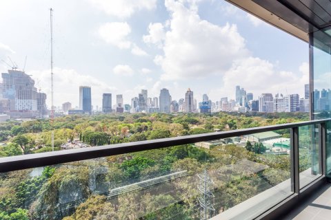 Condo in Bangkok, Thailand, 1 bedroom  № 181130 - photo 4