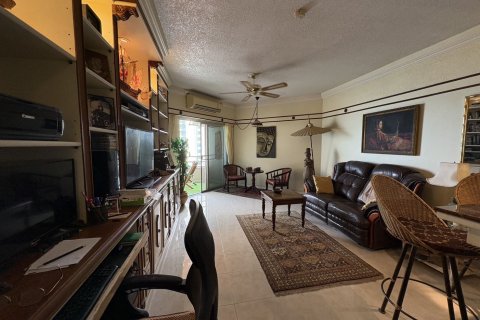 Студия в кондо в Паттайе, Таиланд № 139335 - фото 12