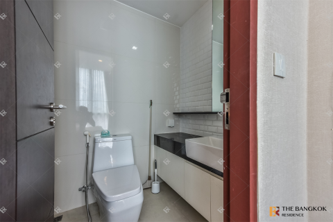 Condo in Bangkok, Thailand, 1 bedroom  № 184948 - photo 3