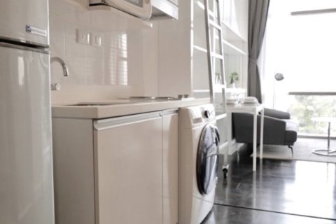 Кондоминиум с 1 спальней в Бангкоке, Таиланд № 163908 - фото 5