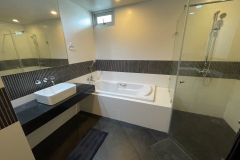 Кондоминиум с 2 спальнями в Сатхоне, Бангкок, Таиланд № 163906 - фото 8